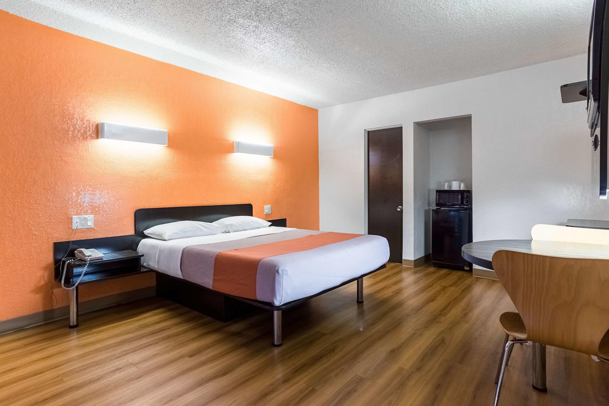 Motel 6-Long Beach, Ca - International City Zewnętrze zdjęcie