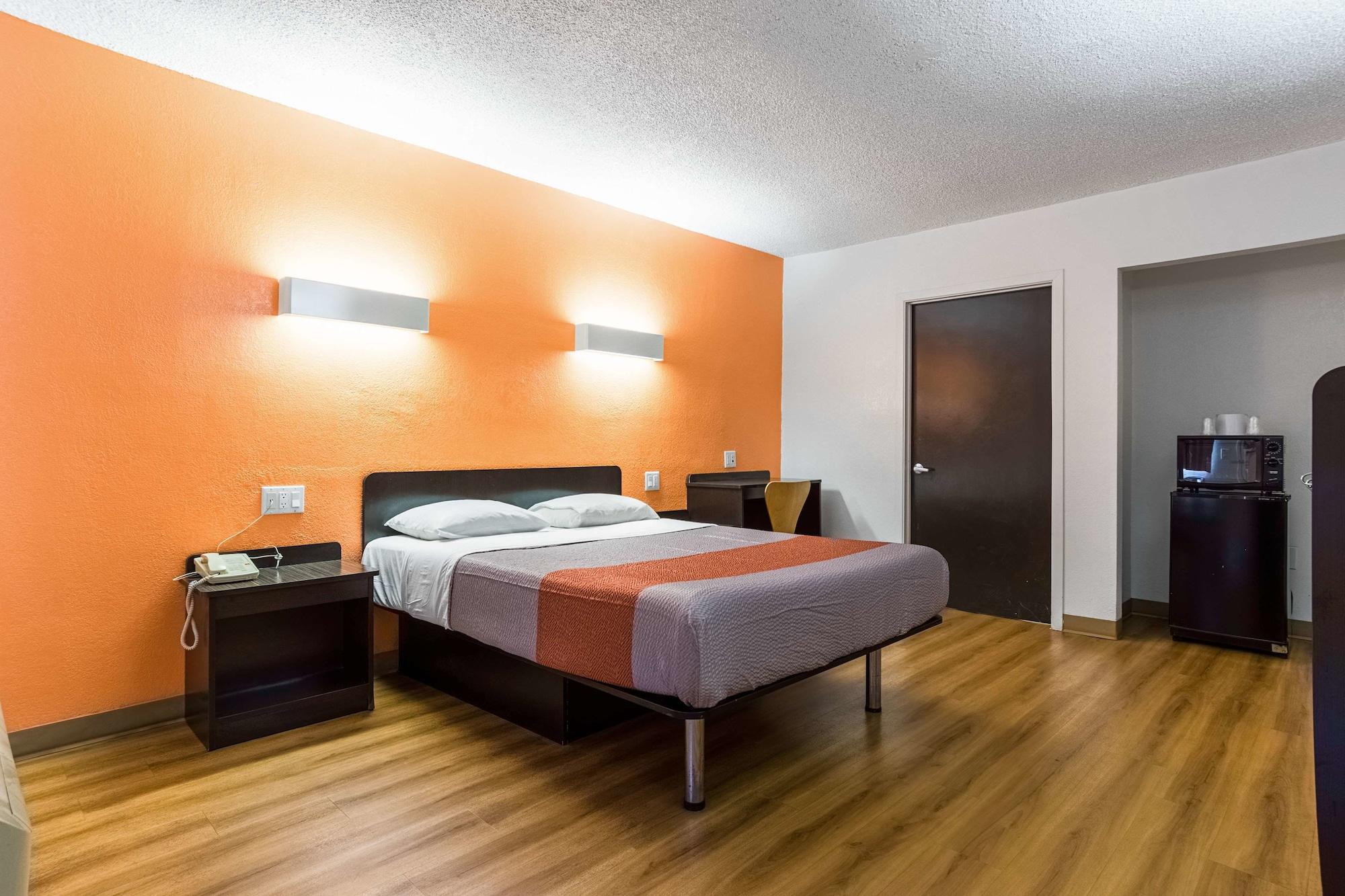 Motel 6-Long Beach, Ca - International City Zewnętrze zdjęcie